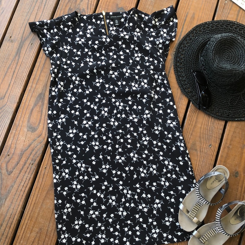 Adrienne Vittadini Black Dainty Dogwood Shift -6